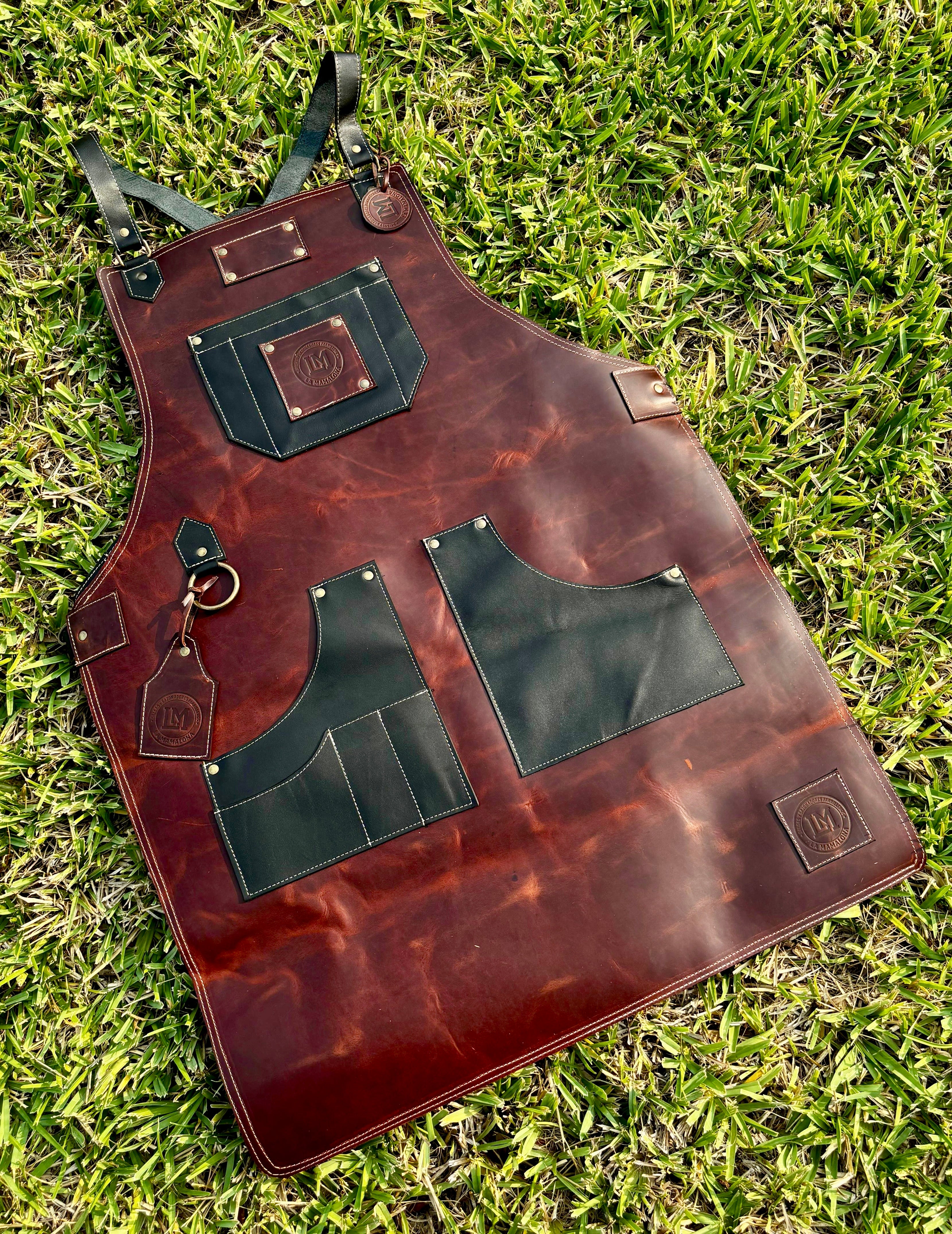 CUSTOM MADE LEATHER APRON MAMALONA LOGO
